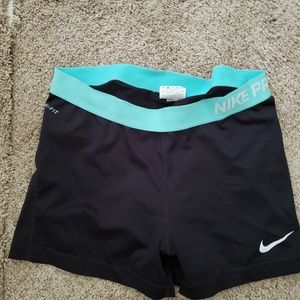 Nike Pro Shorts (set of 4)